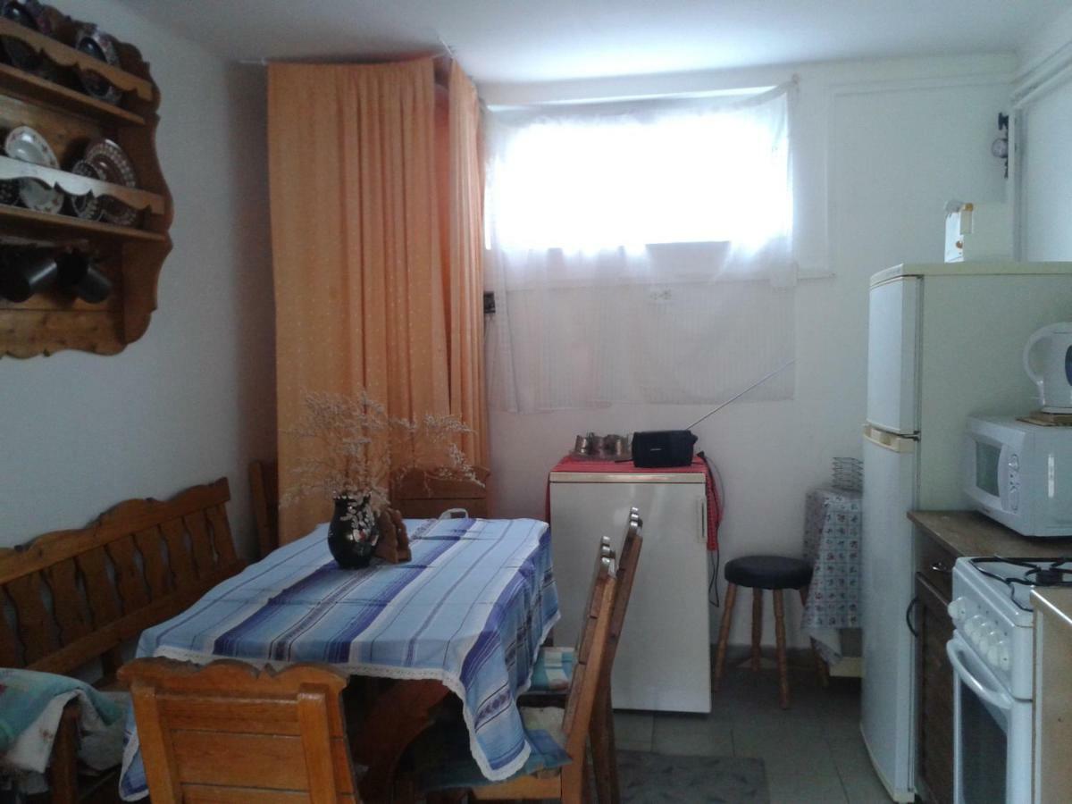 Sarkadi Apartman Хайдусобосло Экстерьер фото