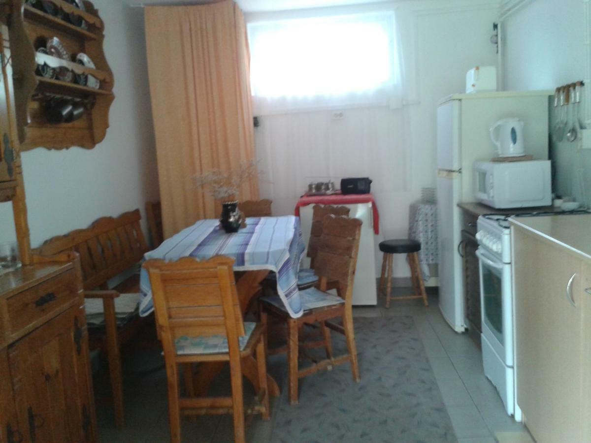 Sarkadi Apartman Хайдусобосло Экстерьер фото