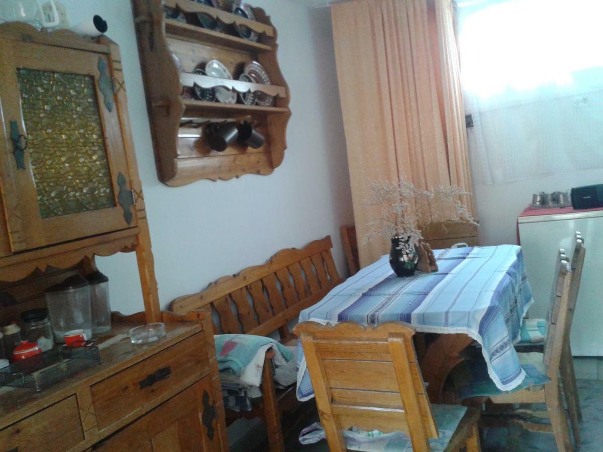 Sarkadi Apartman Хайдусобосло Экстерьер фото